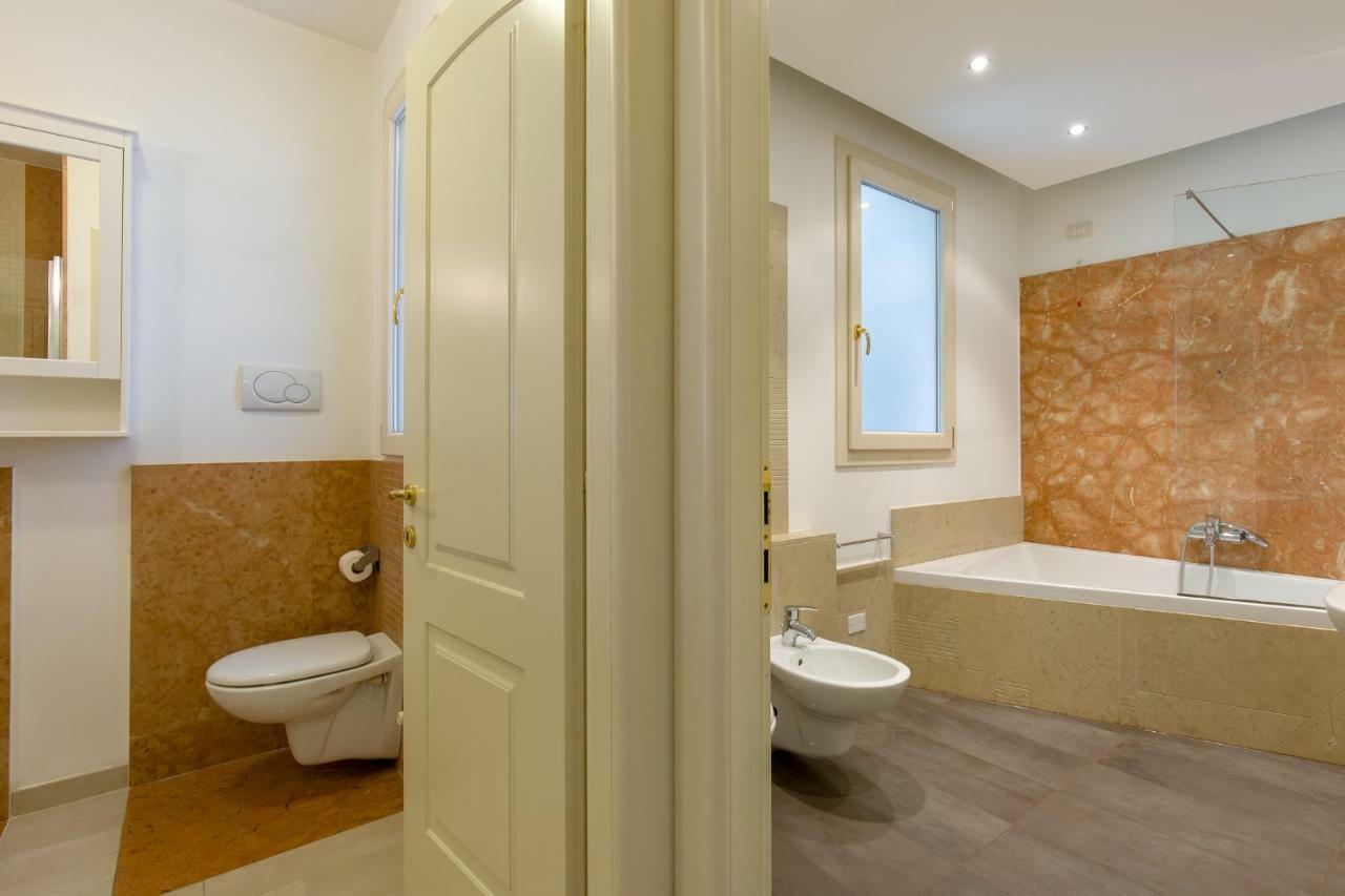 Point Of View Apartment Verona Luaran gambar