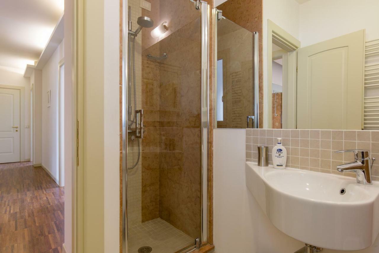 Point Of View Apartment Verona Luaran gambar