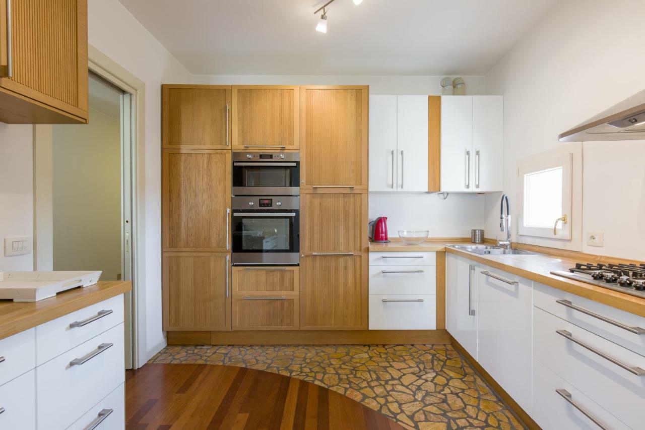 Point Of View Apartment Verona Luaran gambar